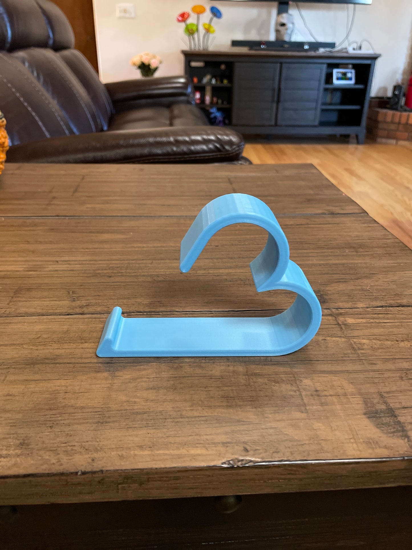 Heart Shaped Phone Stand - Blue Glow In The Dark