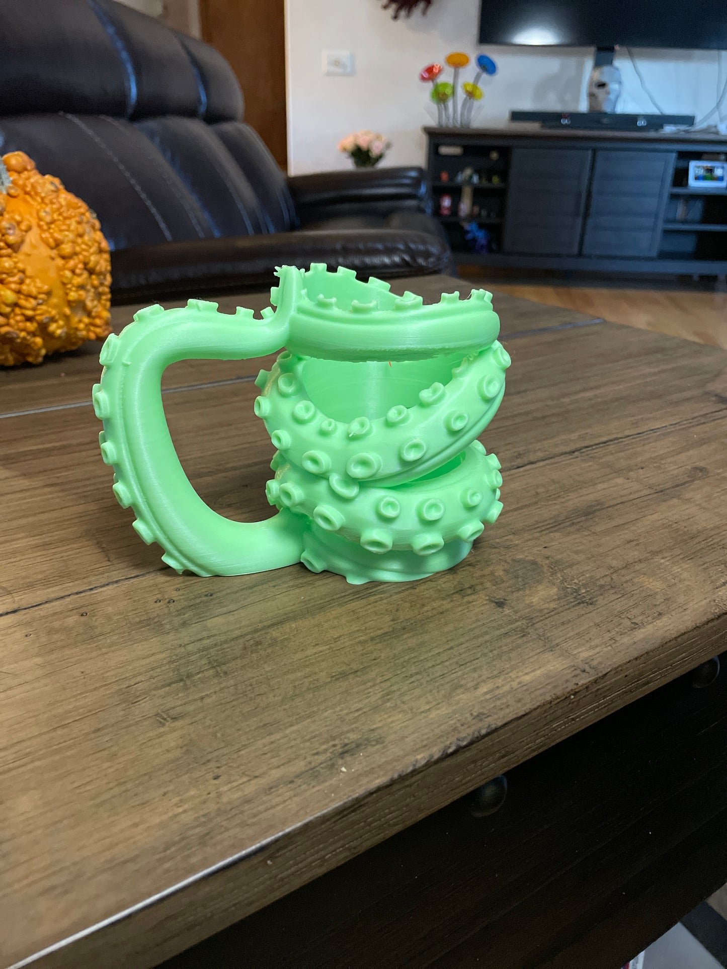 Tentacle Can Holder - Green Glow In The Dark