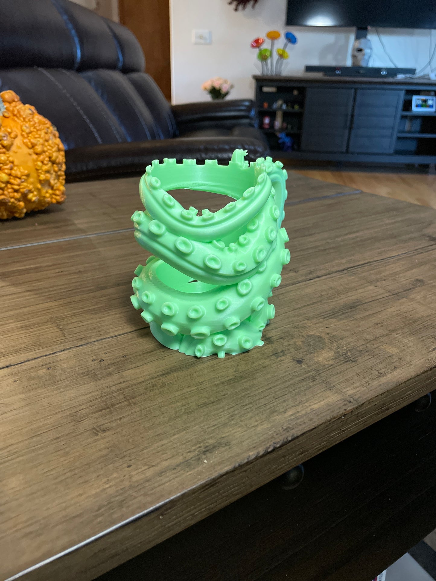 Tentacle Can Holder - Green Glow In The Dark